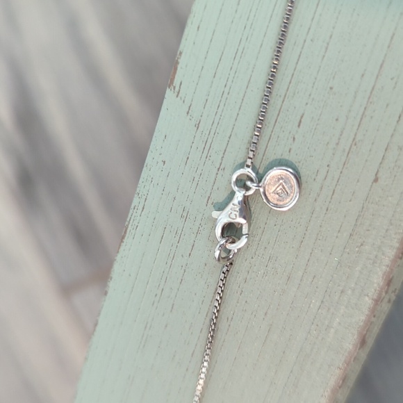 Silpada Diamondback necklace - Picture 6 of 6